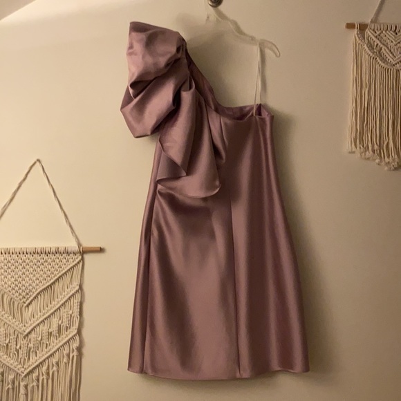 ABS One shoulder Dress - Picture 2 of 5